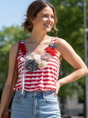 Tulle Floral Detailing Sleeveless Top Tee T Shirt Red White Stripes Tank